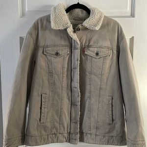 Levi’s Sherpa lined Jacket